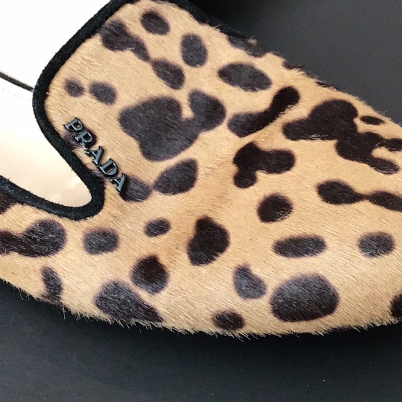 PRADA Leopard Print Flats - Picture 2 of 7